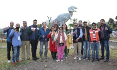 Mandu Mahotsav - KHOJNE ME KHO JAO