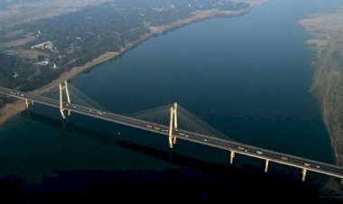 Uttar Pradesh Tourism Department Approves ₹11.22 Crore for installation of facade lighting on Naini Bridge